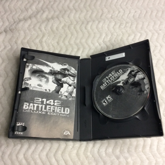 Electronic Art 2142 Battlefield Deluxe Edition PC/DVD-ROM Clean Disc Tested CIB - Picture 3 of 3